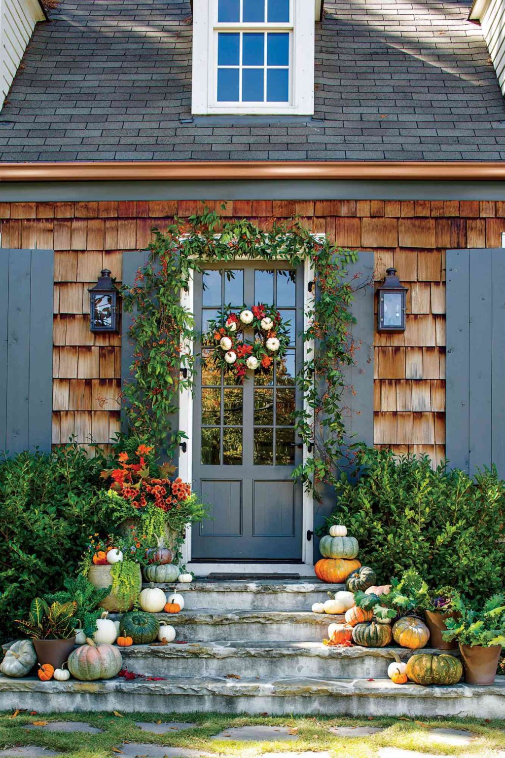 creative porch decorating - Creative Pumpkin Decorating Ideas For Your Front Porch